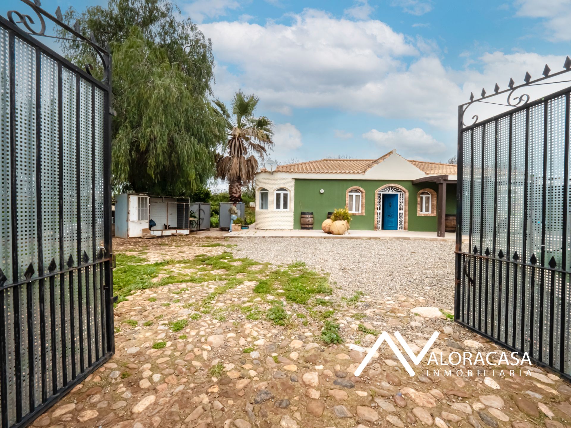 Außenansicht von Country house zum verkauf in Cártama mit Privatgarten, Terrasse und Schwimmbad