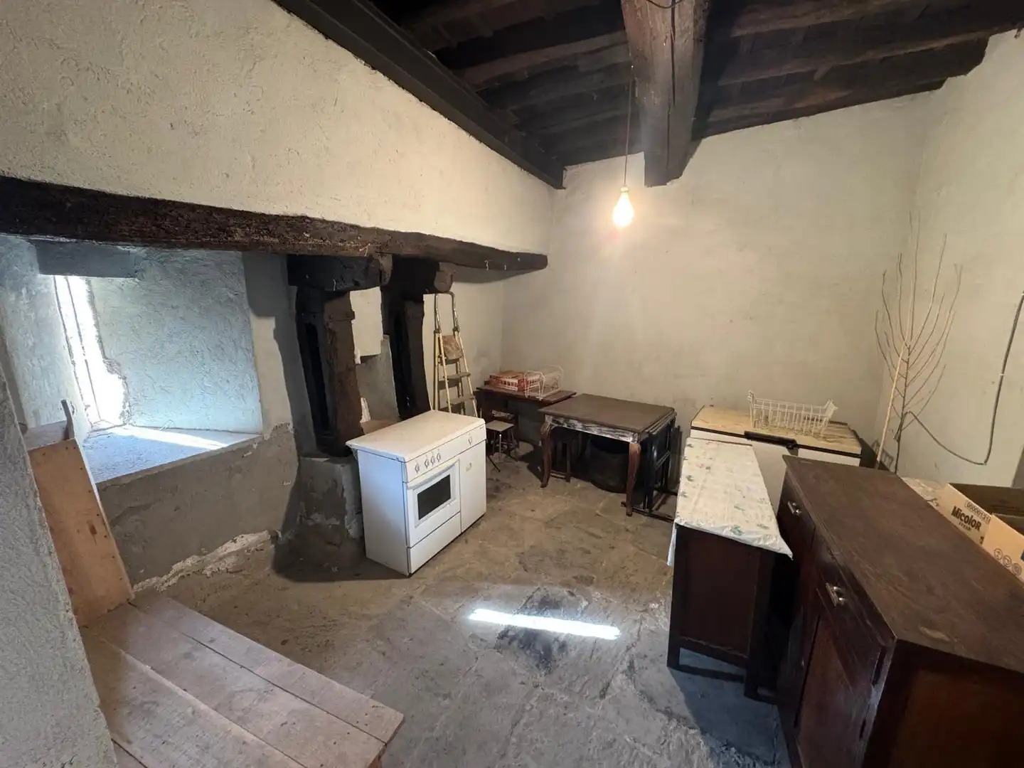 Cuina de Casa o xalet en venda en Ponferrada amb Terrassa i Balcó
