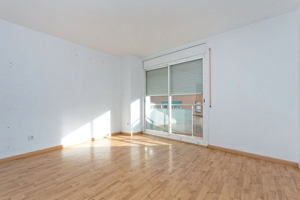 Bedroom of Flat for sale in Terrassa  with Storage room