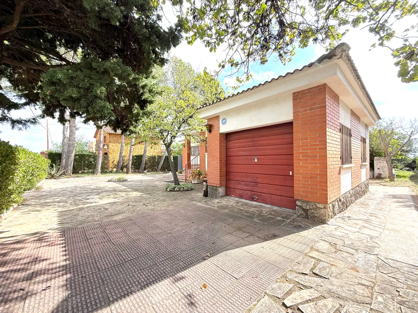 Exterior view of Houses for sale in Botarell, Tarragona