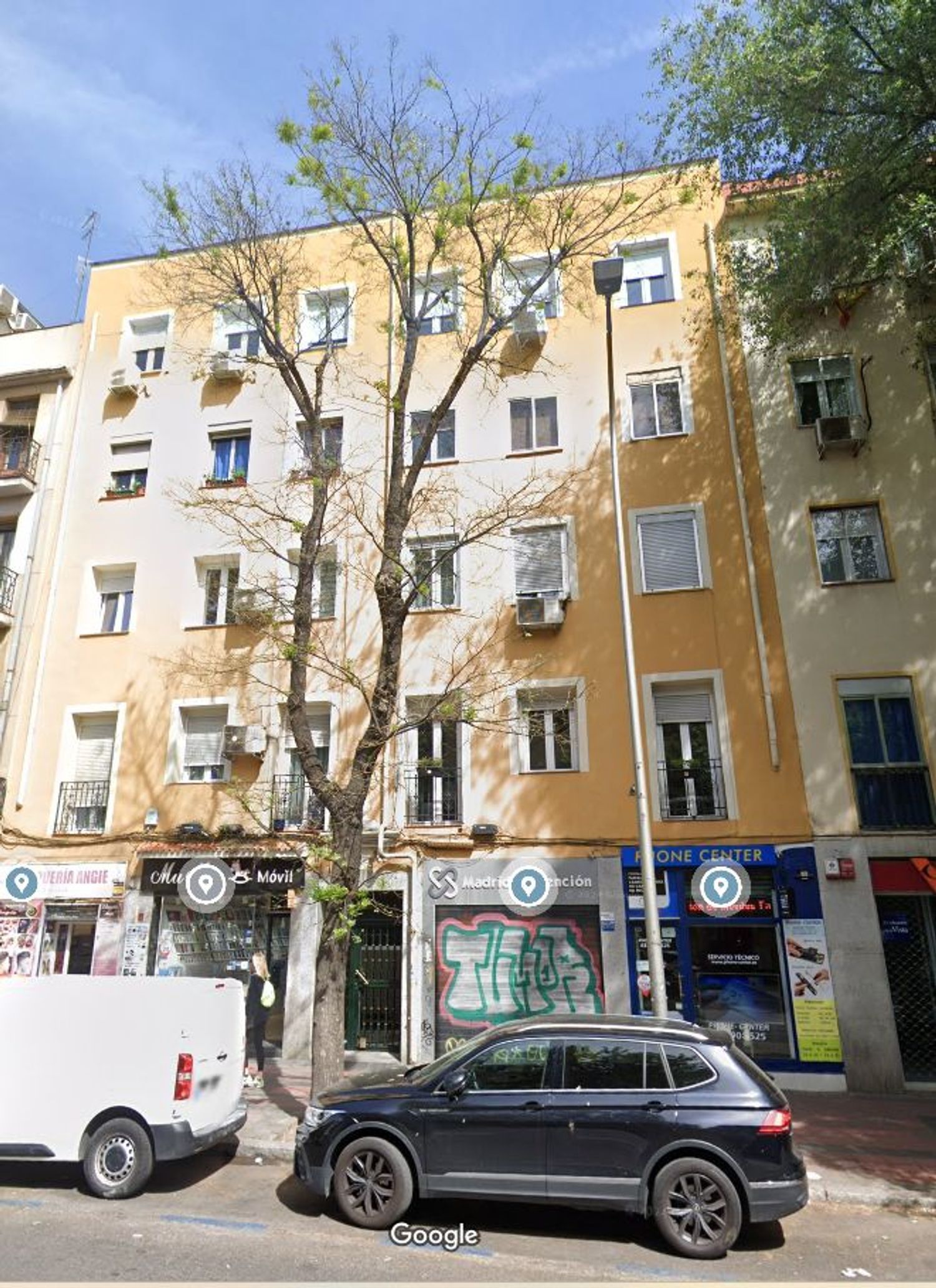 Vista exterior de Piso en venta en  Madrid Capital