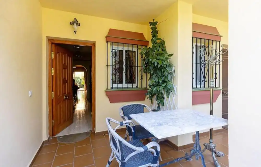 Casa adosada en venda en Benalmádena amb Aire condicionat, Jardí privat i Terrassa