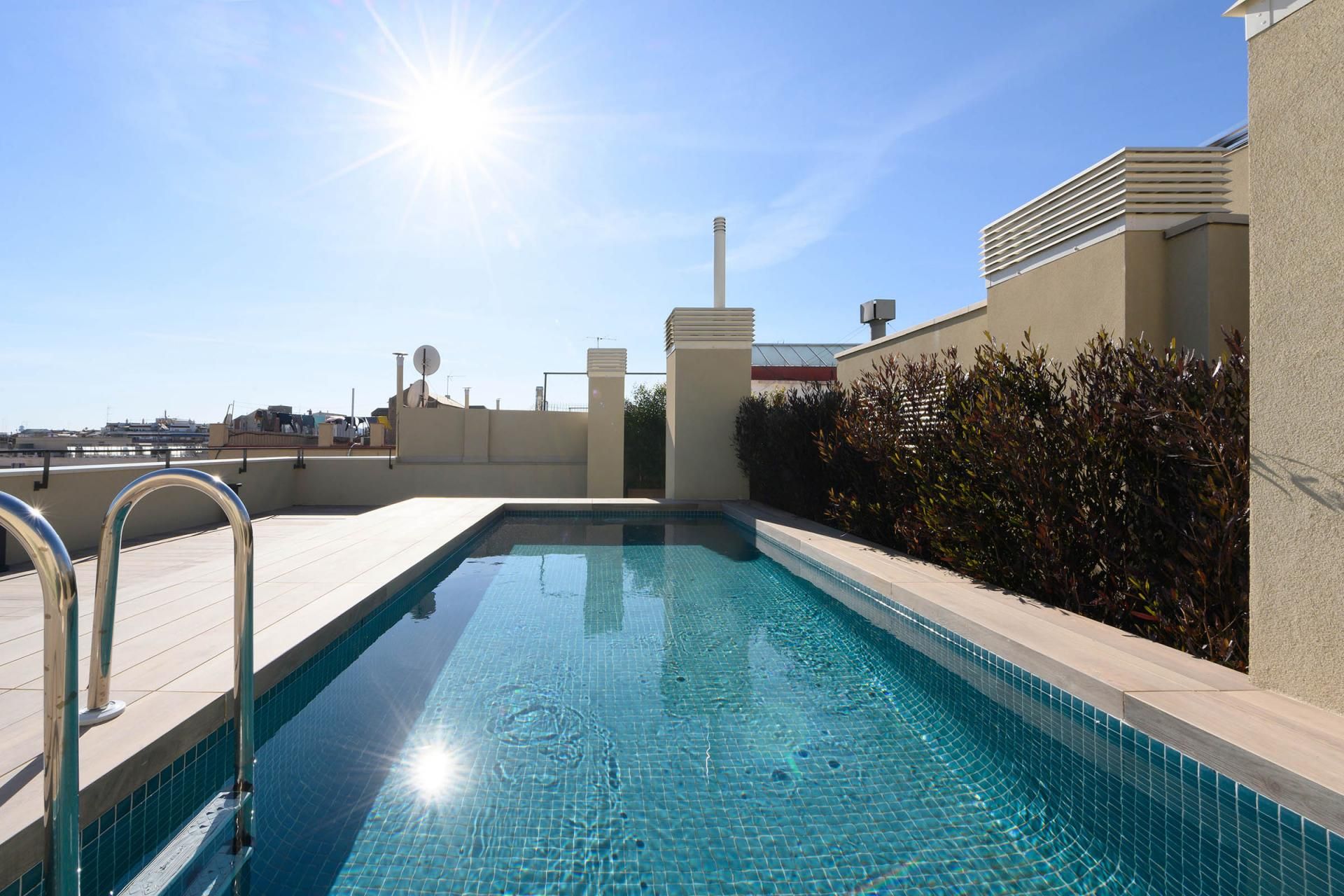 Garage to rent in  CALLE DIPUTACIO, 420, Fort Pienc