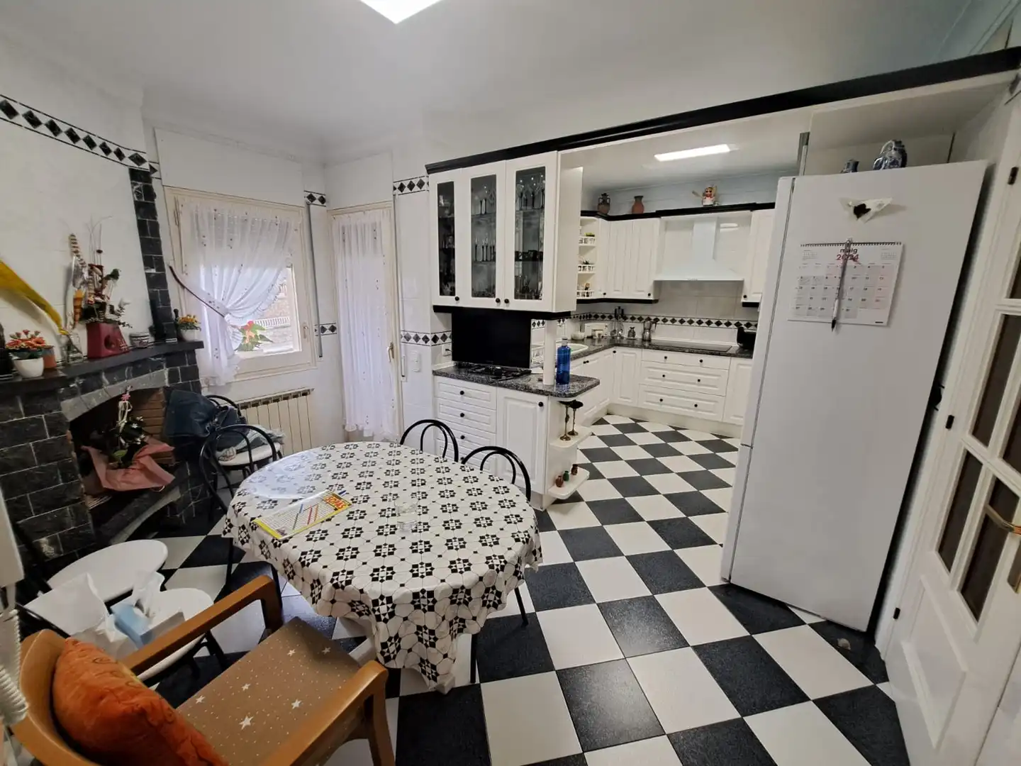 Cocina de Casa o chalet en venta en Breda con Aire acondicionado, Calefacción y Jardín privado
