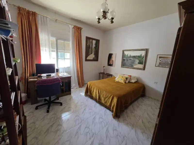 Habitación de Casa o chalet en venta en Plasencia con Calefacción y Piscina