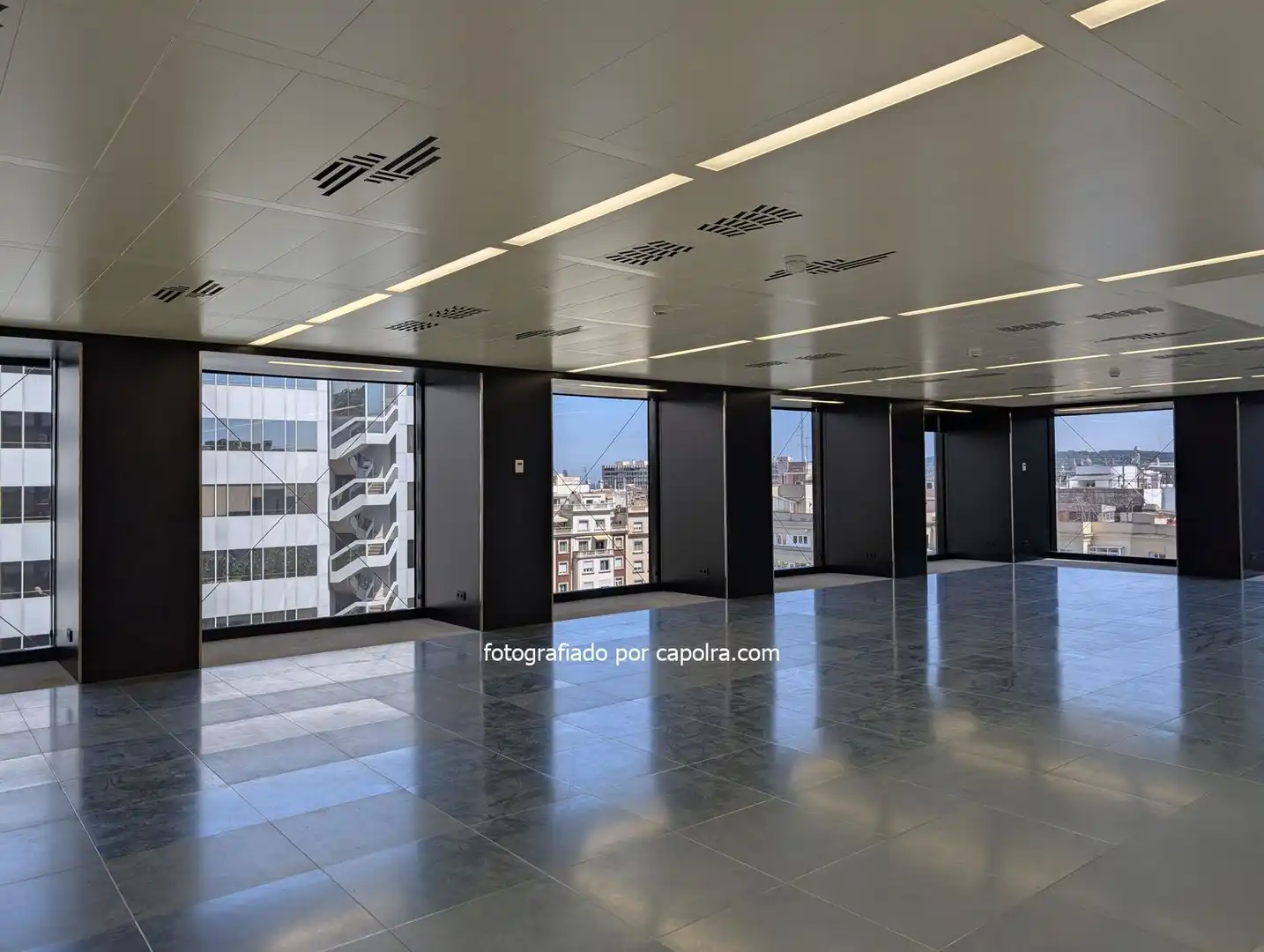 Büro zur Miete in Avenida Diagonal, Barri de les Corts