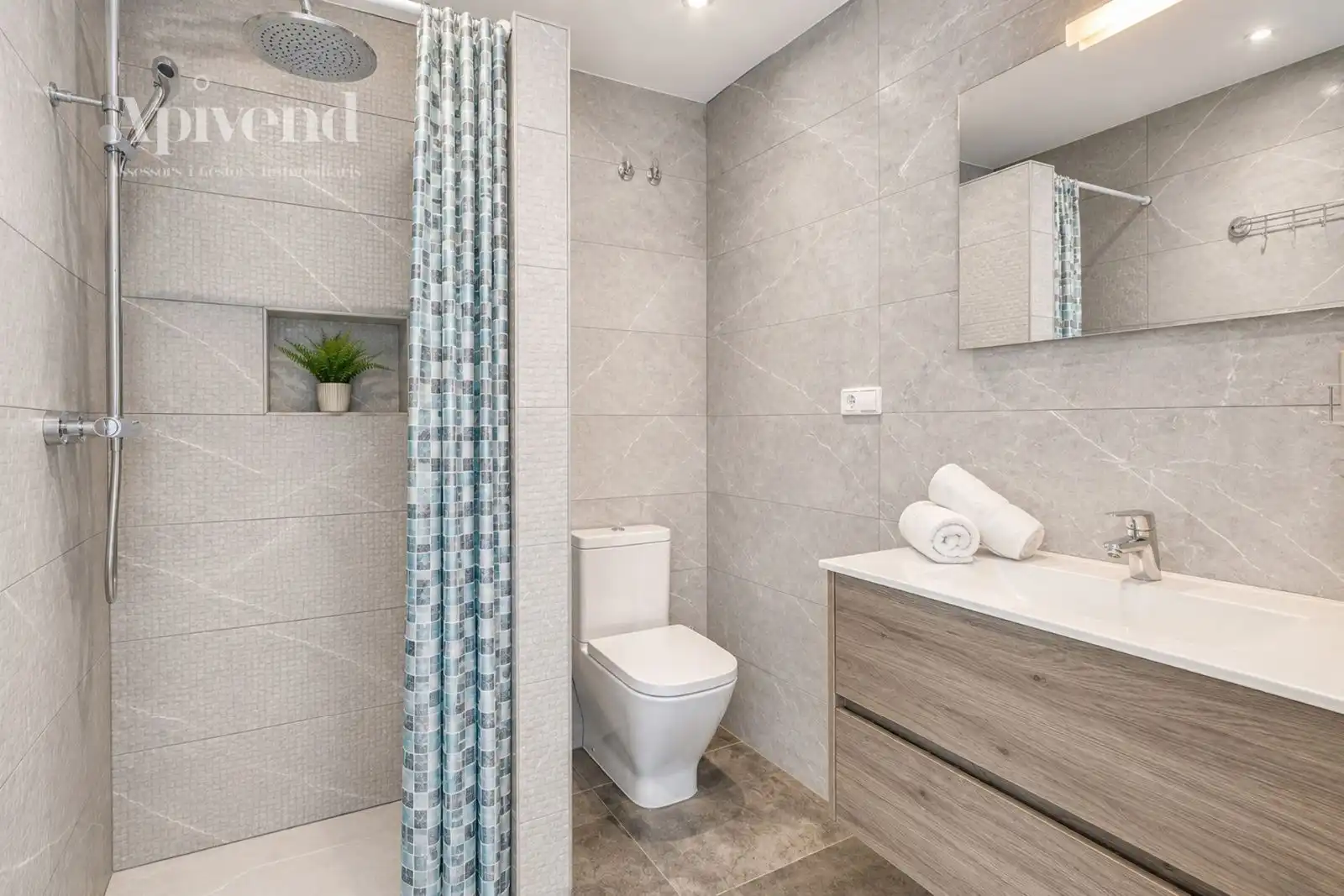 Bathroom of Houses for sale in Roses  with Air Conditioner, Heating and Private garden