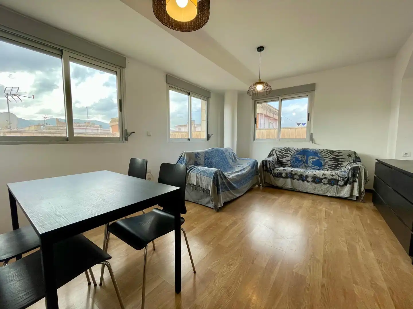 Sala de estar de Ático de alquiler con opción a compra en Murcia con Aire acondicionado, Terraza y Trastero