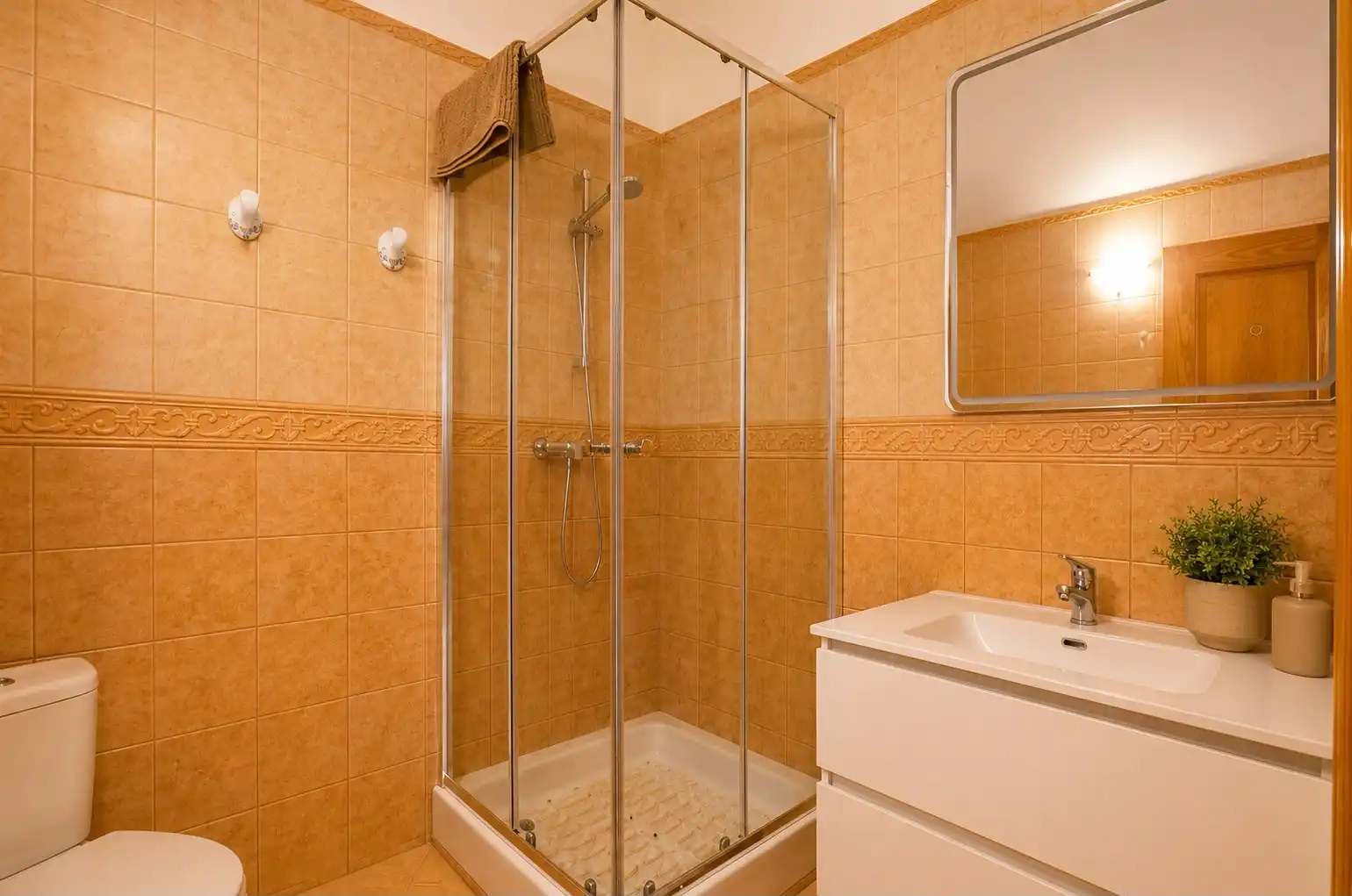 Bany de Casa o xalet en venda en Ciutadella de Menorca amb Aire condicionat, Jardí privat i Terrassa