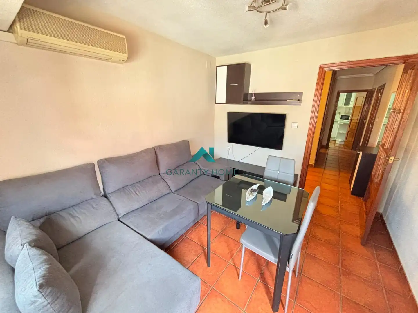 Living room of Flat for rent in Jaén  with Air Conditioner, Terrace and Furnished