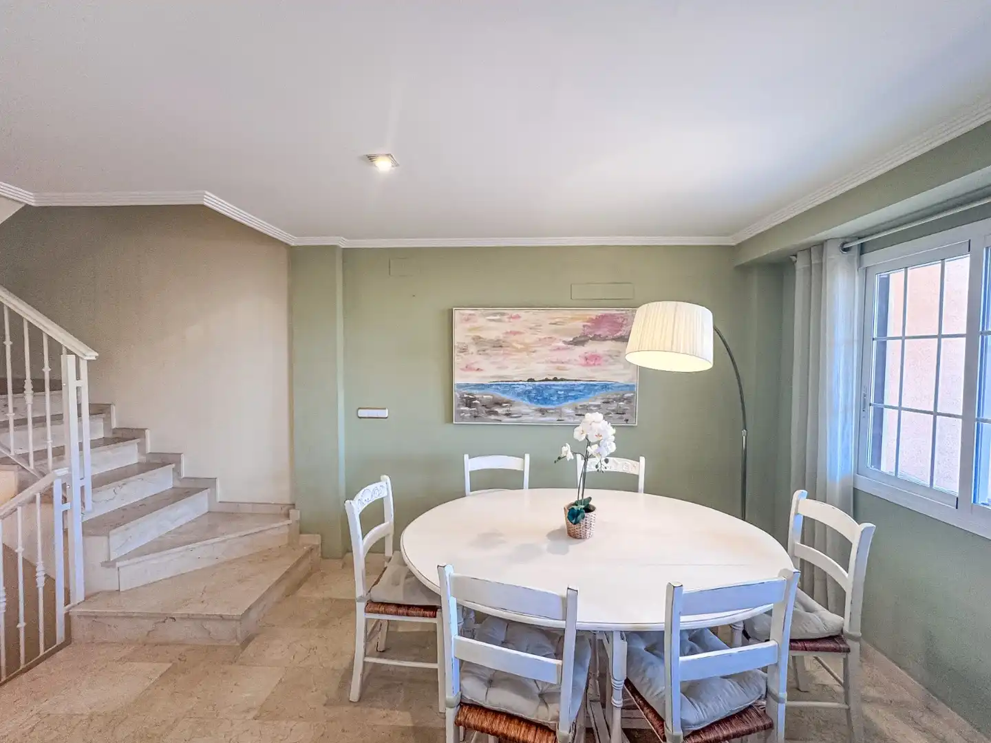 Comedor de Dúplex de alquiler en Santa Pola con Terraza, Trastero y Piscina