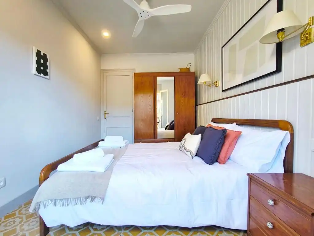 Schlafzimmer von Wohnung zum Verkauf in Campdevànol mit Heizung, Terrasse und Möbliert