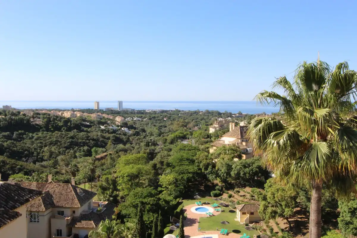 Ático con ascensor en venta en Elviria - Cabopino, imagen 2