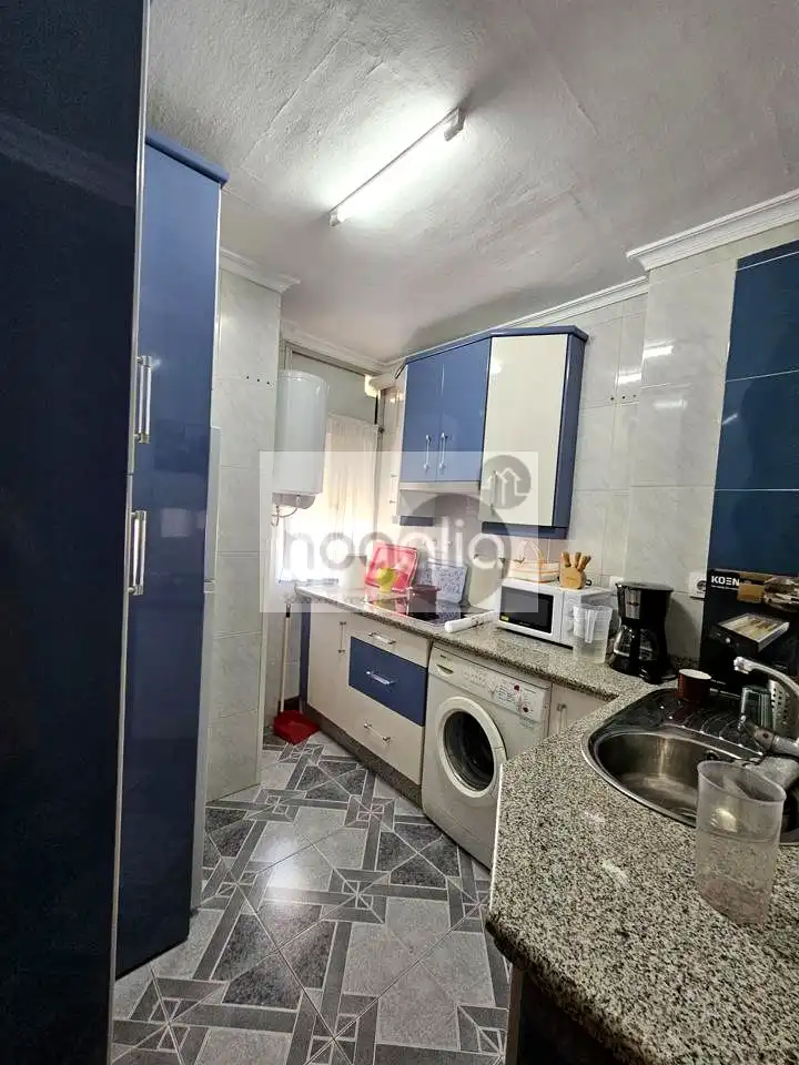 Cocina de Piso de alquiler en Sevilla con Aire acondicionado y Amueblado