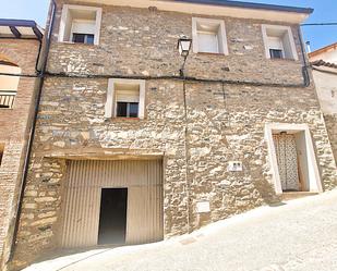 Vista exterior de Casa adosada en venda en Cornago amb Calefacció, Terrassa i Traster