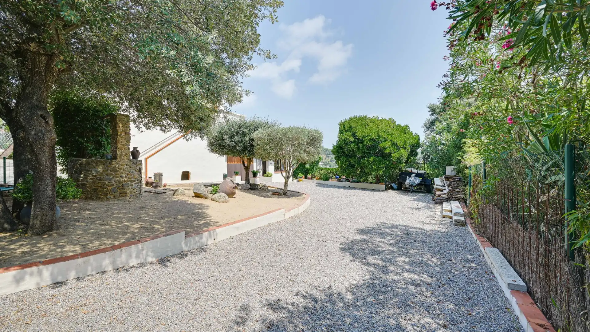 Außenansicht von Haus oder Chalet zum Verkauf in Vall-llobrega mit Heizung, Privatgarten und Terrasse