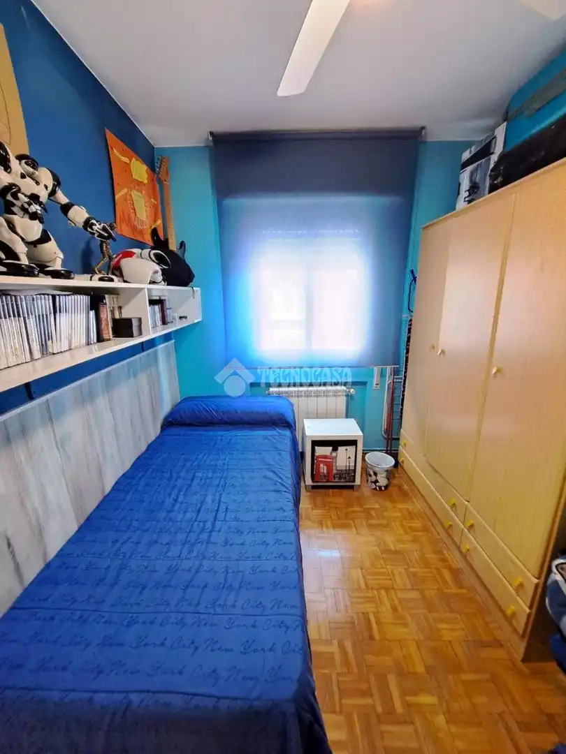 Schlafzimmer von Wohnung zum Verkauf in Parla mit Klimaanlage, Heizung und Parkett