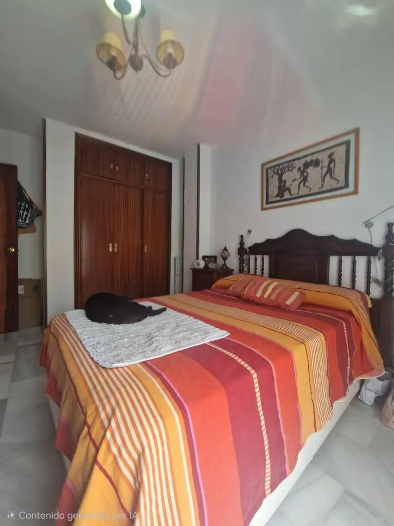 Dormitori de Casa adosada en venda en Puerto Real amb Aire condicionat, Jardí privat i Traster