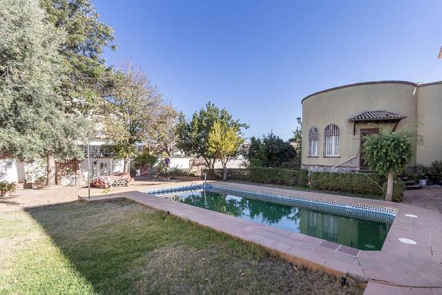 Casa-chalet en Venta en Residencial Triana - Barrio Alto