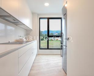 Kitchen of Flat for sale in Vigo   with Swimming Pool