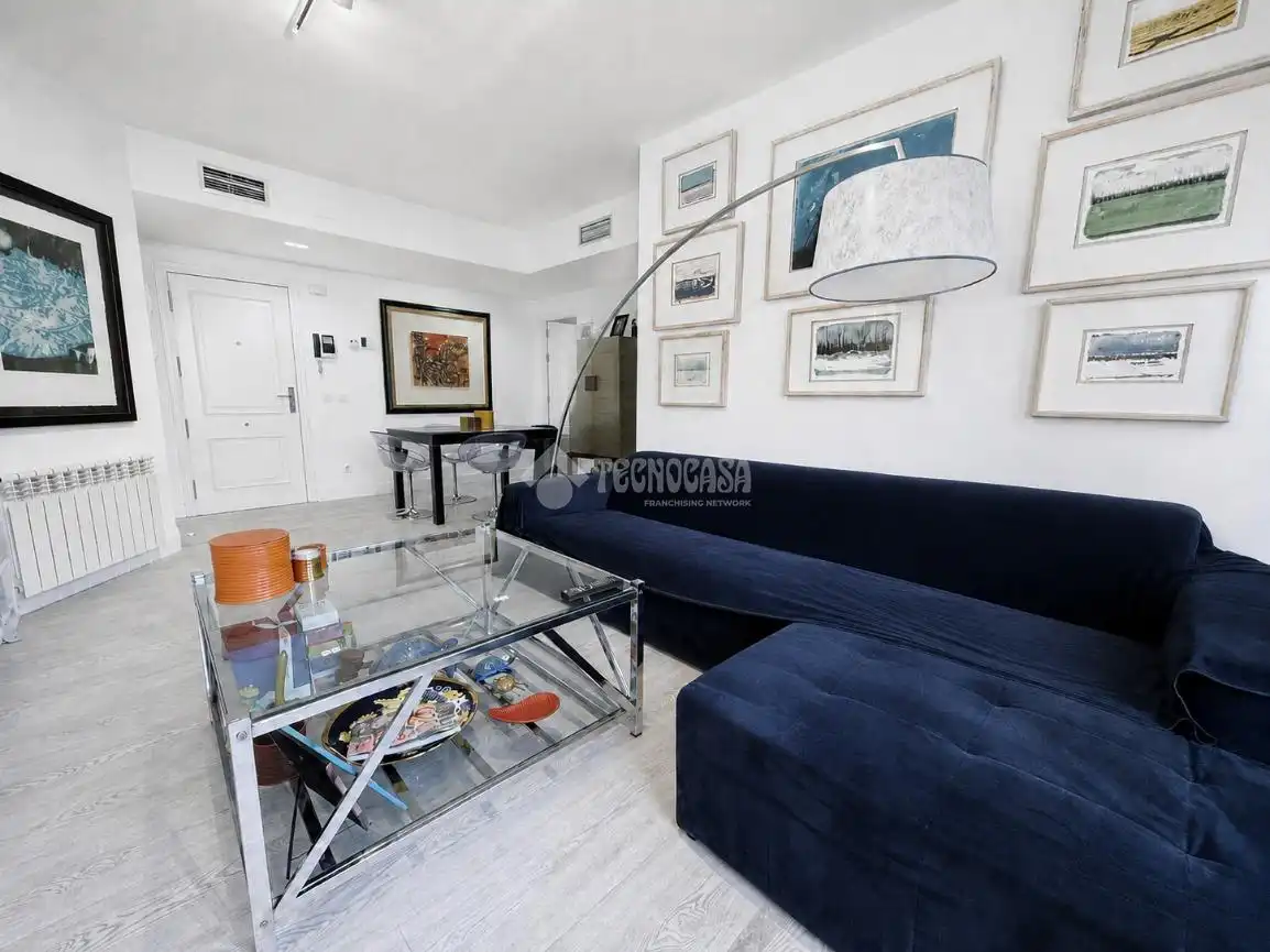 Living room of Flat for sale in Madrid  with Air Conditioner, Heating and Terrace