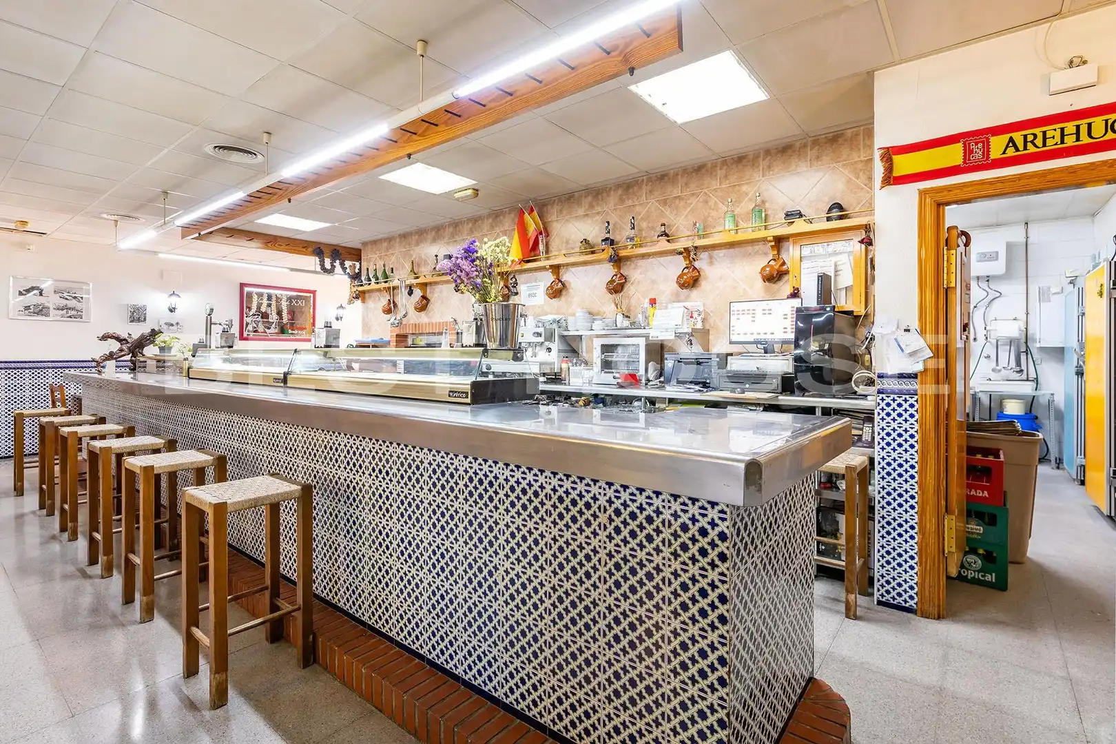 Local comercial en venda a Avenida de Don Juan de Borbón, imagen 7
