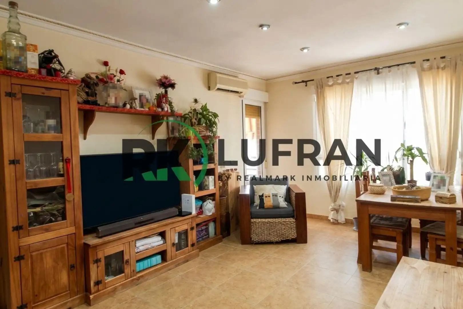 Flat for sale in Calle ARGENTINA, Sax