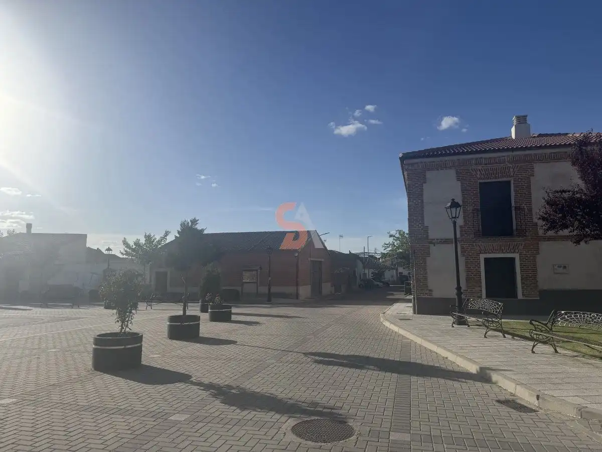Vista exterior de Casa o chalet en venta en Alcazarén con Calefacción, Terraza y Trastero