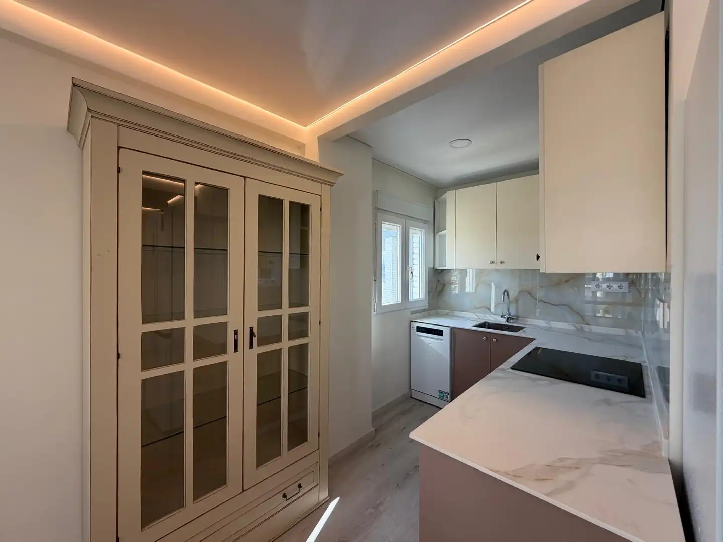 Cocina de Apartamento en venta en Calpe / Calp con Aire acondicionado, Calefacción y Terraza