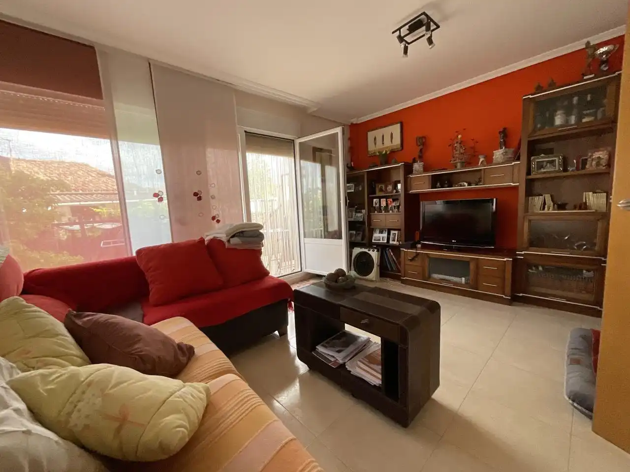 Sala d'estar de Casa o xalet en venda en Alesanco amb Calefacció, Jardí privat i Traster
