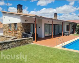 Exterior view of House or chalet for sale in Pozuelo de Tábara  with Heating, Private garden and Swimming Pool