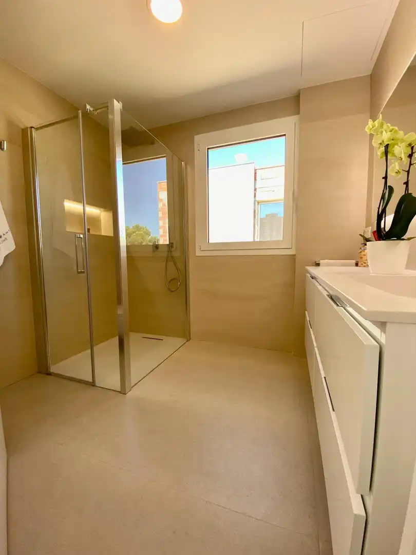 Chalet con piscina en venta en Golf Bahía, imagen 32