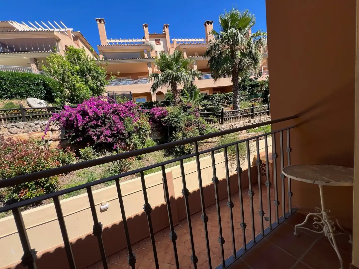 Vista exterior de Casa adosada en venta en Ojén con Aire acondicionado, Amueblado y Horno