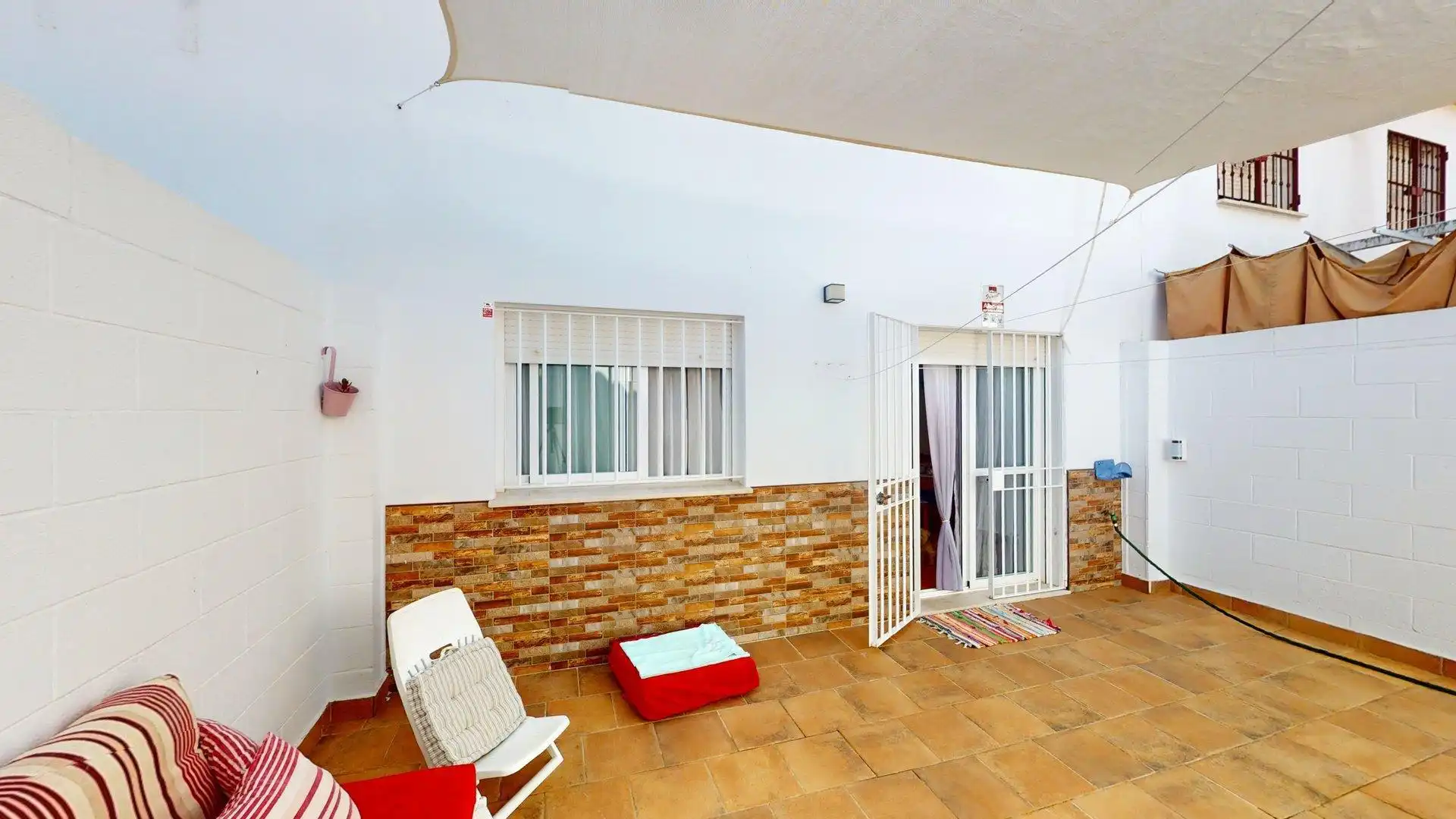 Casa adosada en venda en Cartaya amb Aire condicionat, Calefacció i Alarma