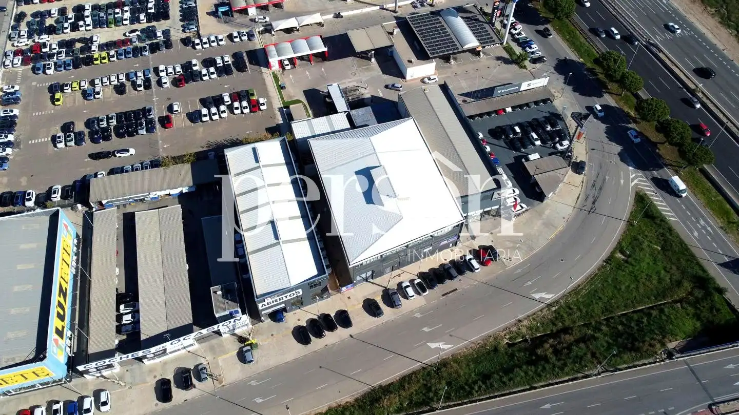 Exterior view of Industrial buildings for rent in Sedaví