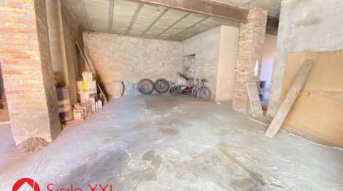 CASA EN SANT JOAN DE MORÓTe presentamos esta grandiosa casa esquinera de 550m2 construidos y dos plantas. En la planta baja encont, imatge 5