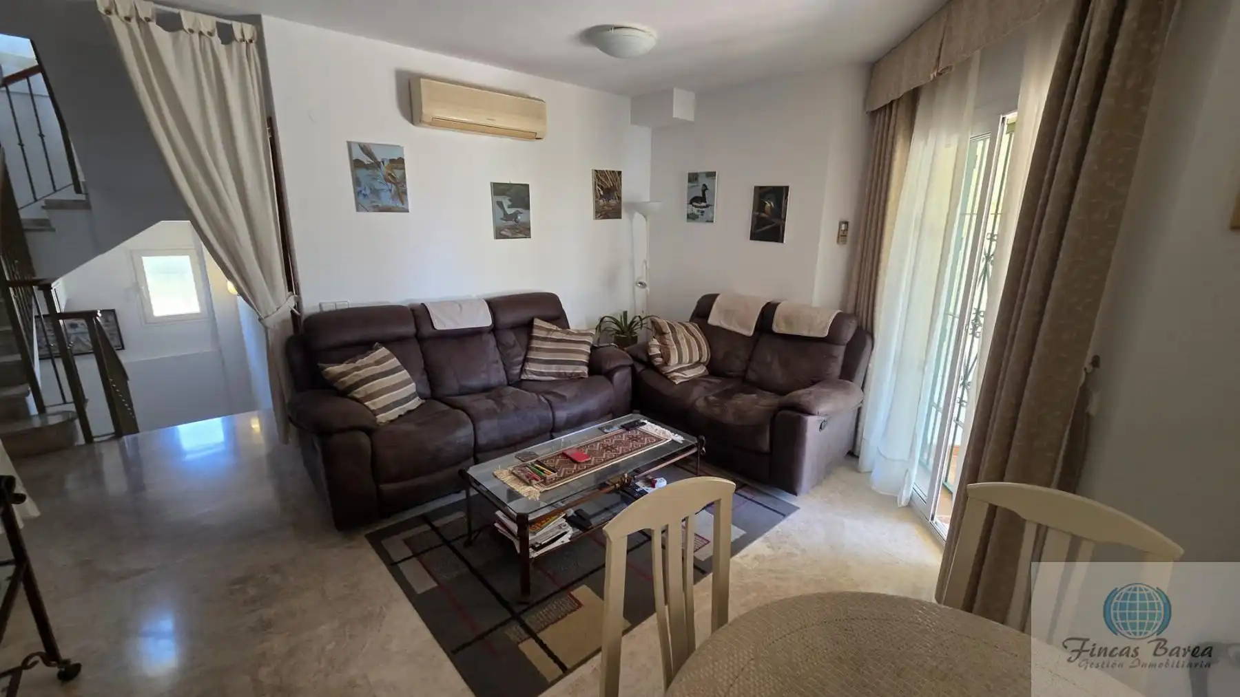Sala d'estar de Casa o xalet en venda en Mijas amb Aire condicionat, Terrassa i Traster