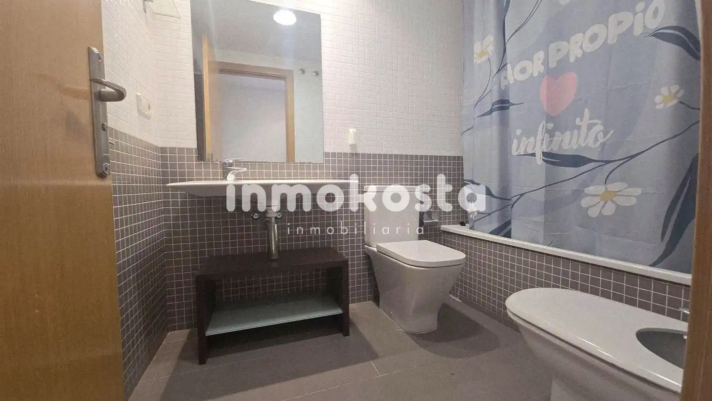 Piso en venta en Benidorm con Aire acondicionado, Terraza y Trastero