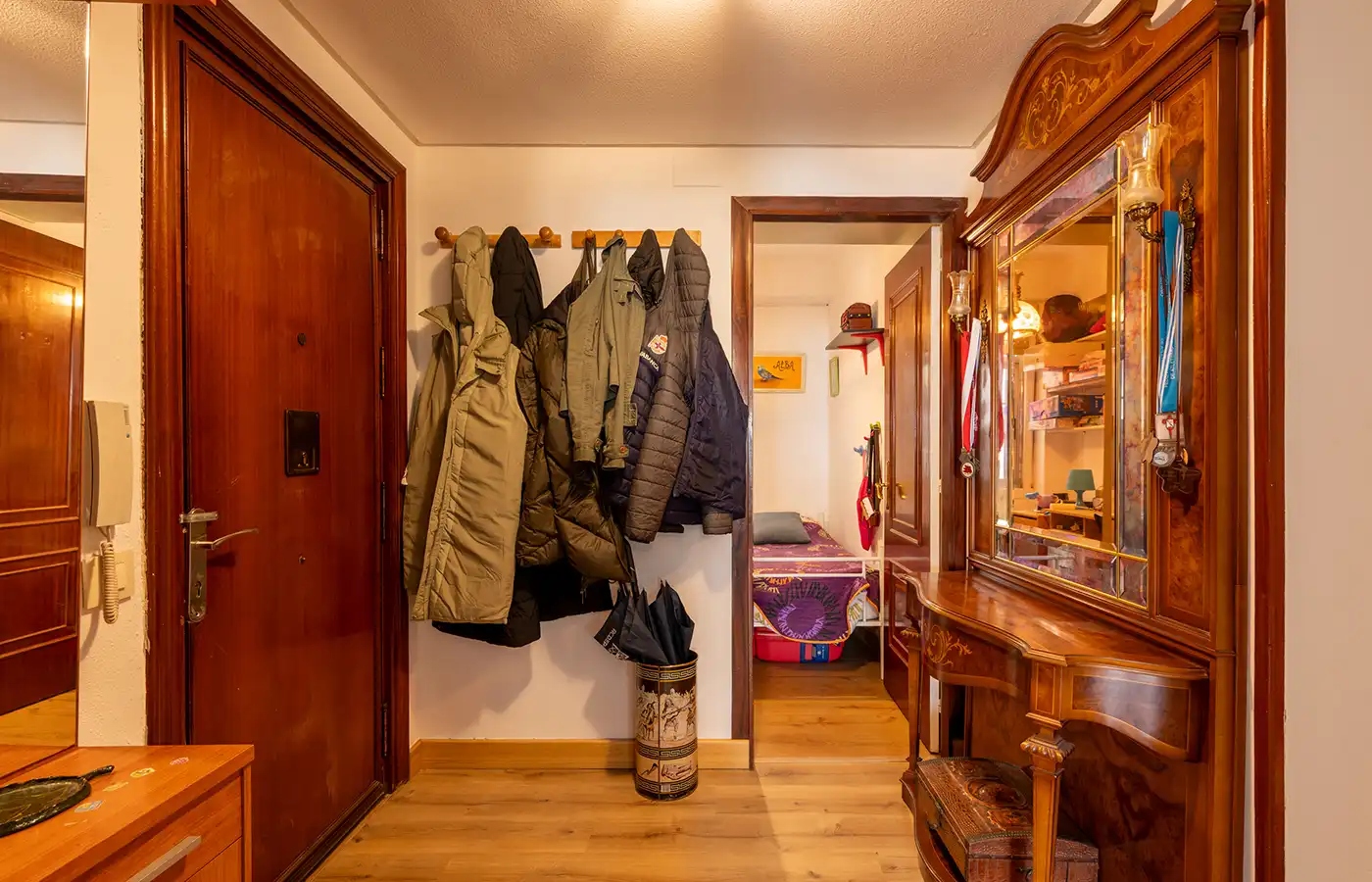 Wohnung zum Verkauf in A Coruña Capital  mit Parkett, Möbliert und Ofen