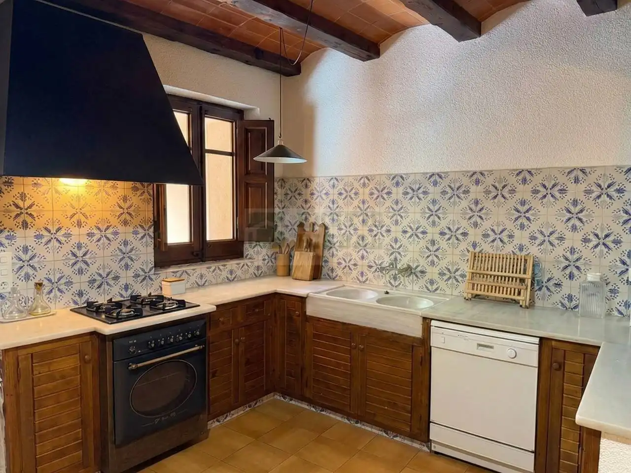 Cuina de Finca rústica en venda en Calonge i Sant Antoni amb Jardí privat i Terrassa