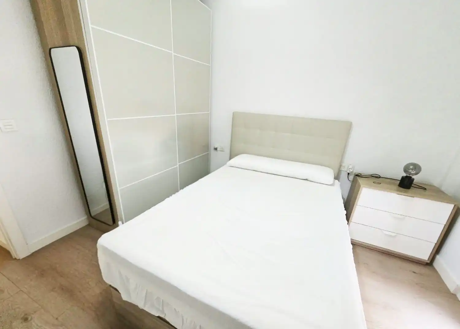 Flat to rent in PLAZA LUIS CERNUDA, imagen 8