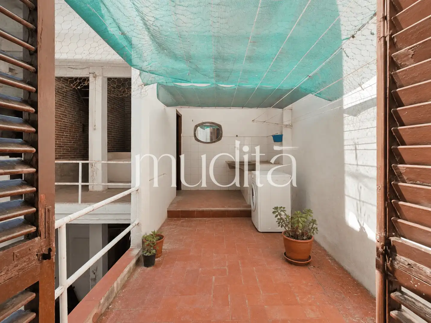 Casa adosada en venta en El Masnou con Trastero y Balcón