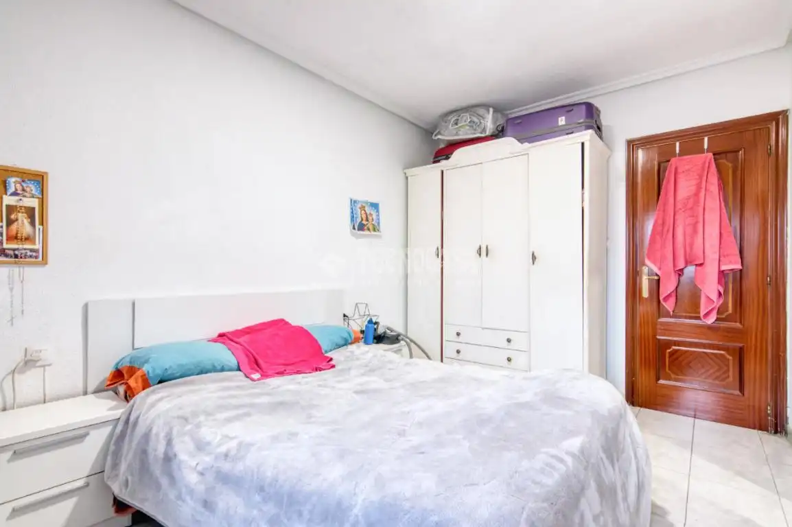 Habitación de Piso en venta en Salamanca con Calefacción y Balcón