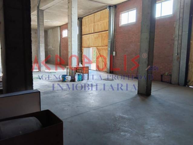 Local comercial en Alquiler en Benavente