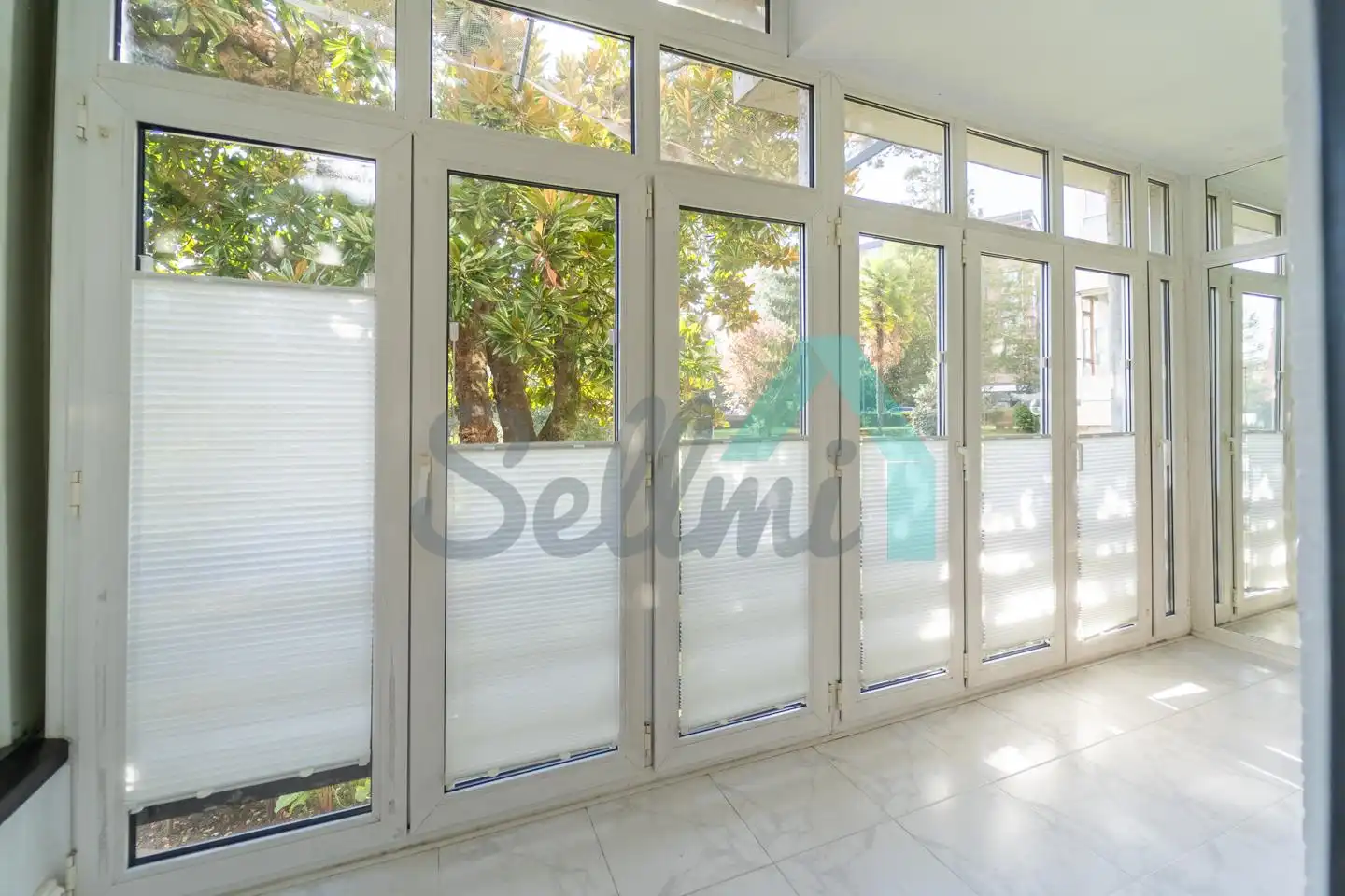 Jardín de Piso en venta en Oviedo  con Calefacción, Parquet y Terraza