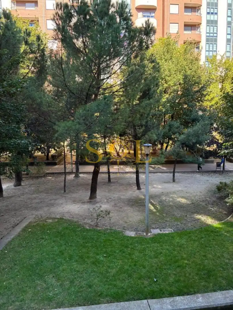 Piso con ascensor en venta en Calle Dos Hermanas, imagen 43