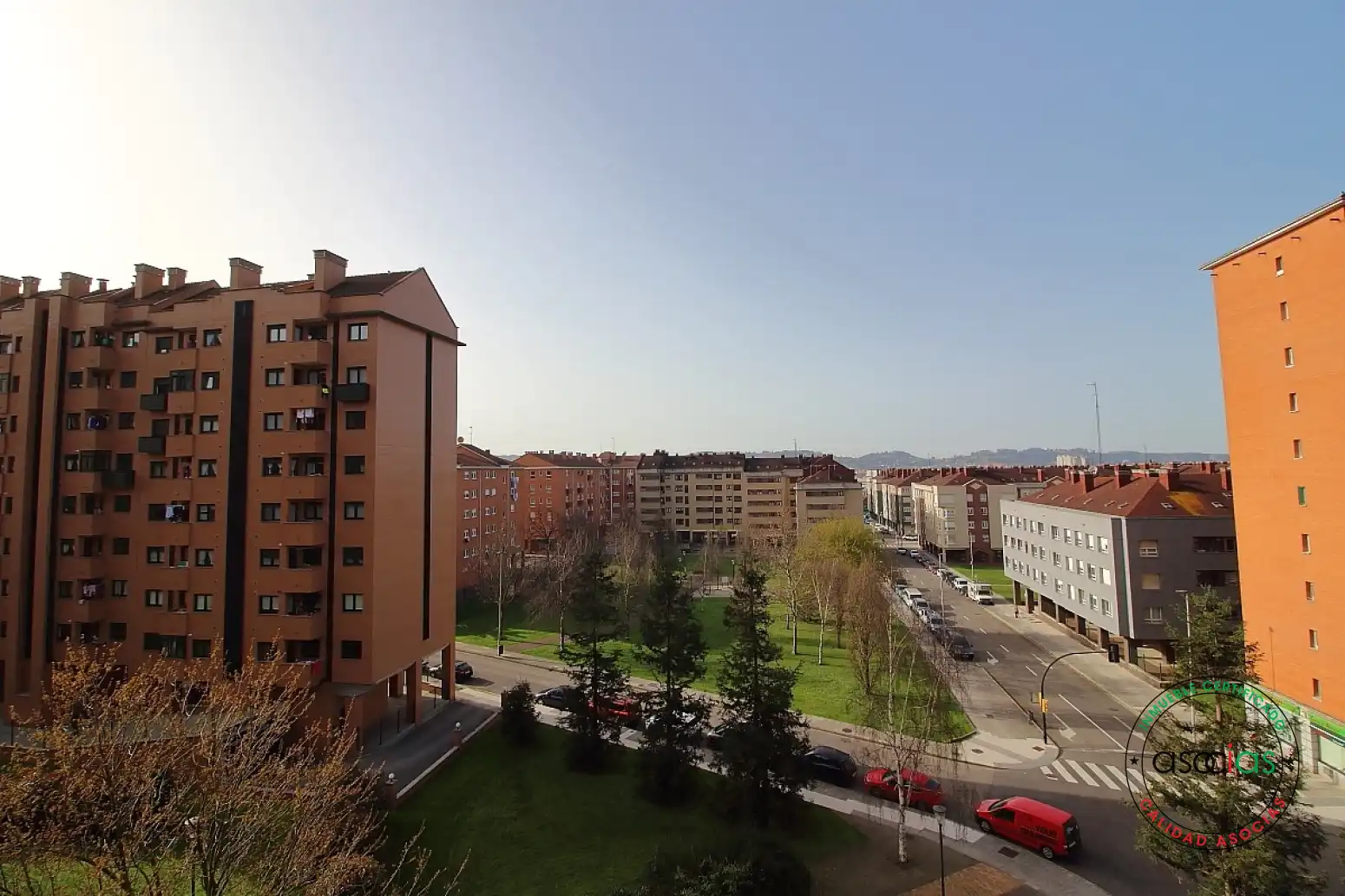 Vista exterior de Pis en venda en Gijón  amb Calefacció i Parquet