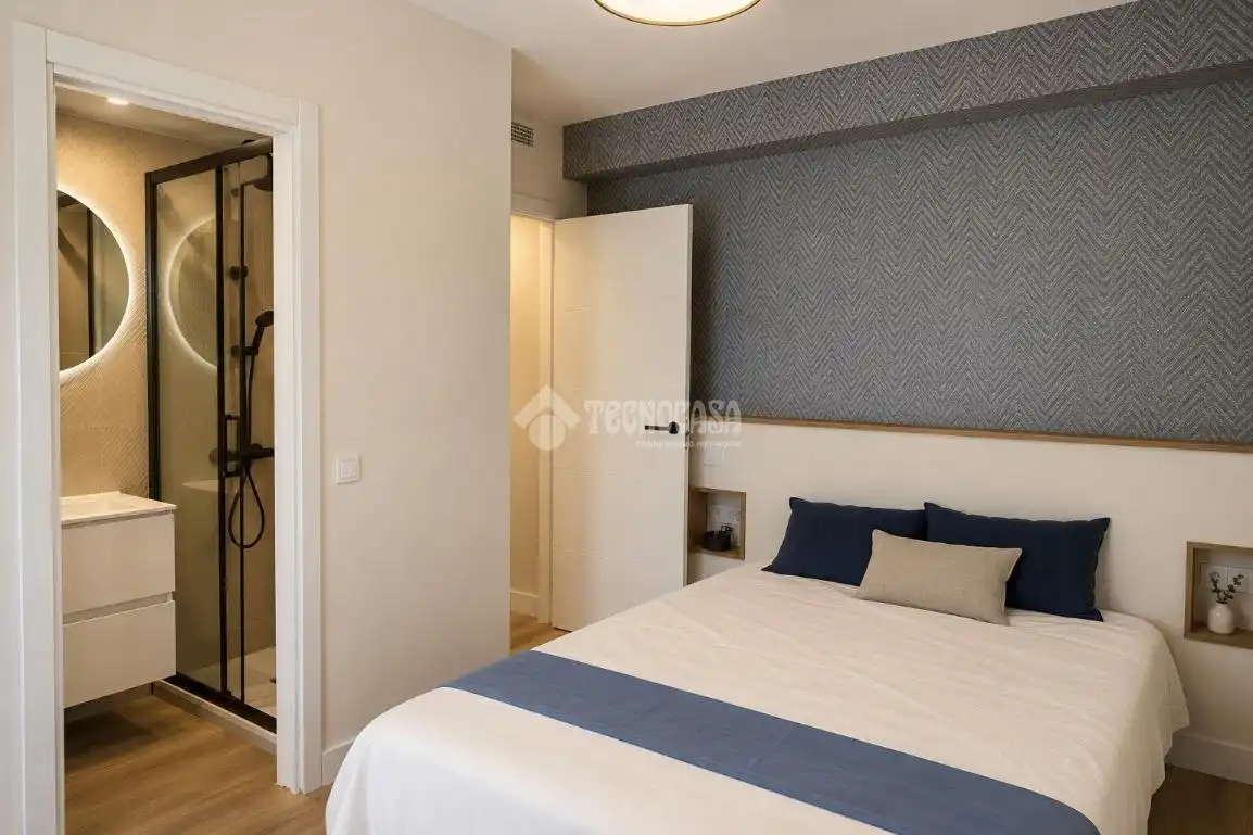 Schlafzimmer von Wohnung zum Verkauf in Madrid mit Klimaanlage, Balkon und Alarm