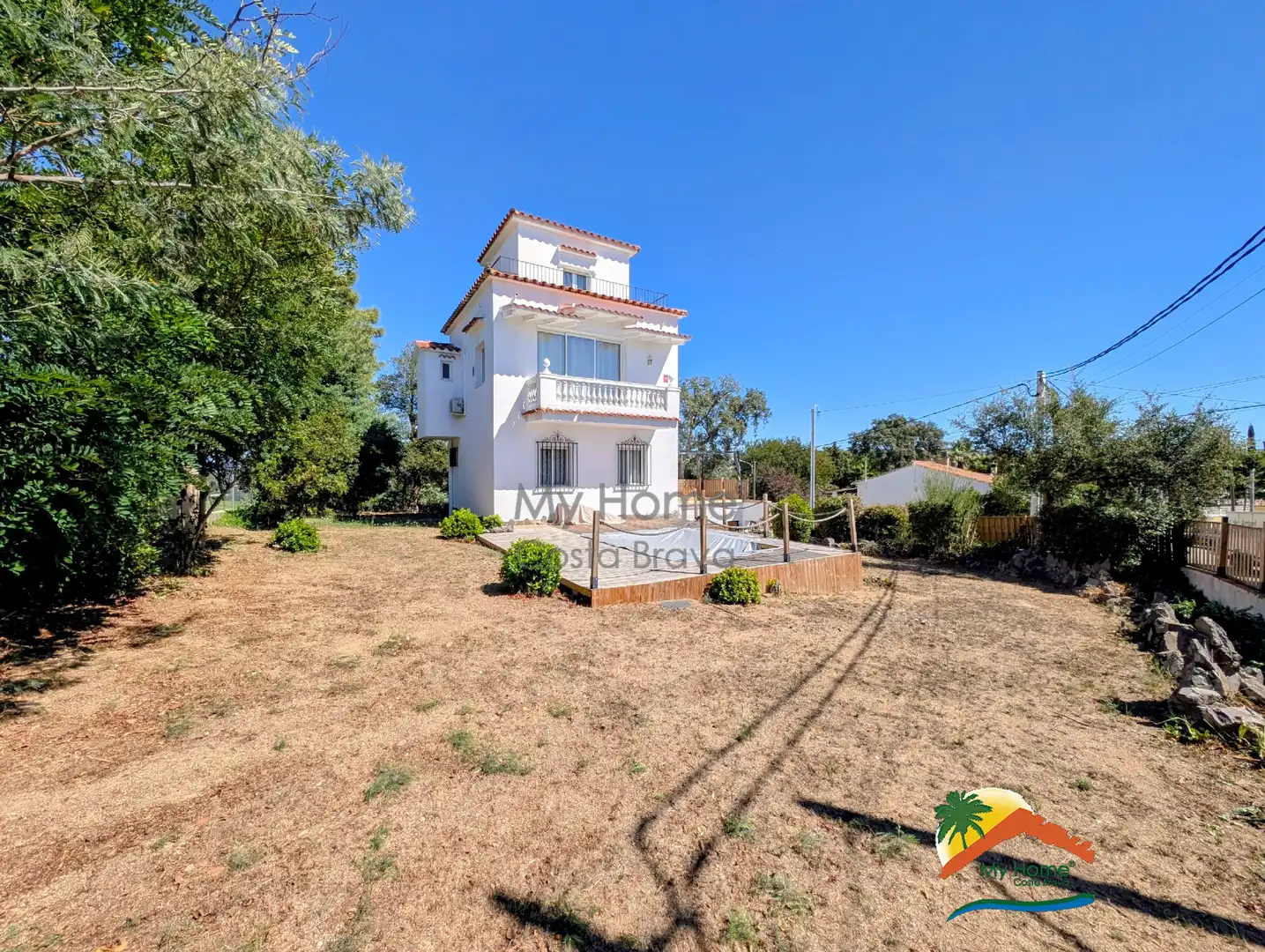 Vista exterior de Casa o xalet en venda en Lloret de Mar amb Aire condicionat, Calefacció i Jardí privat