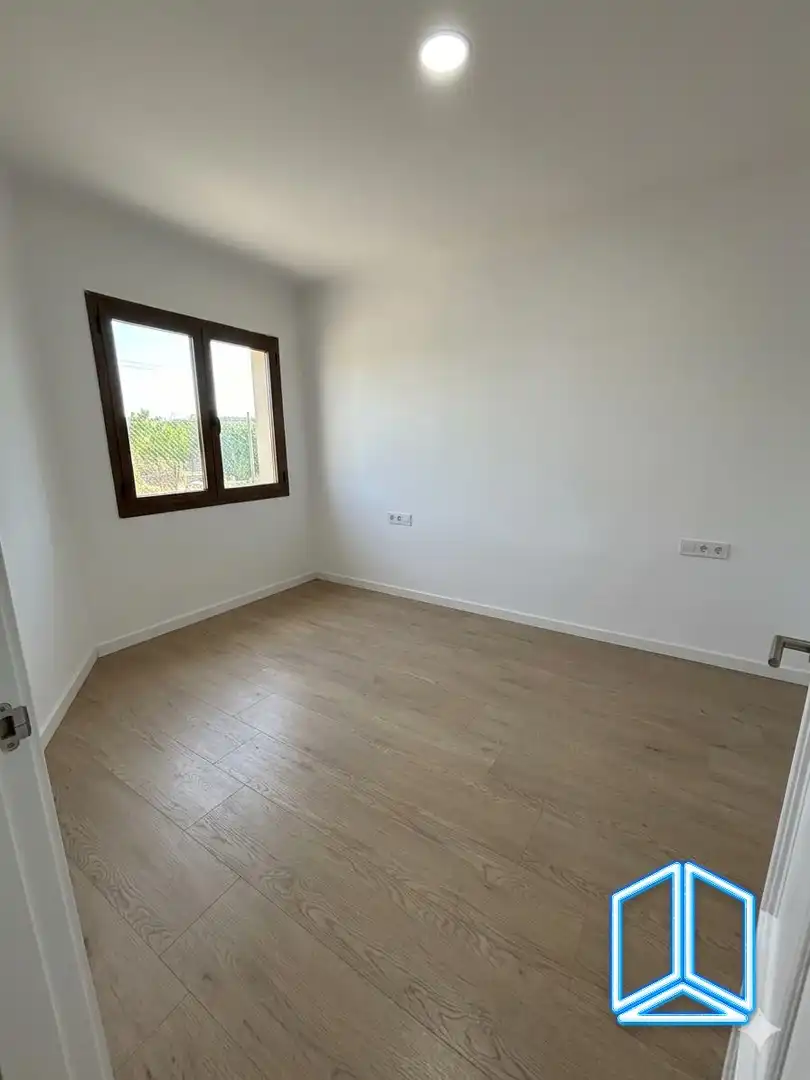 Bedroom of Flat for sale in Santa Coloma de Gramenet